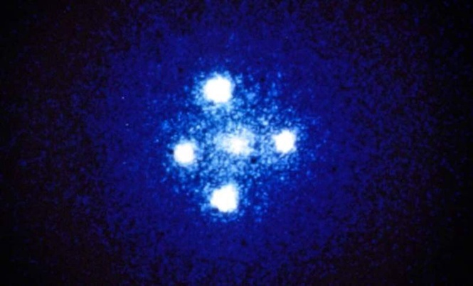 Image from: Scientists Use Rare ‘Einstein Cross’ to Discover Unexpectedly Mature Stars in 8 Billion-Year-Old Galaxy