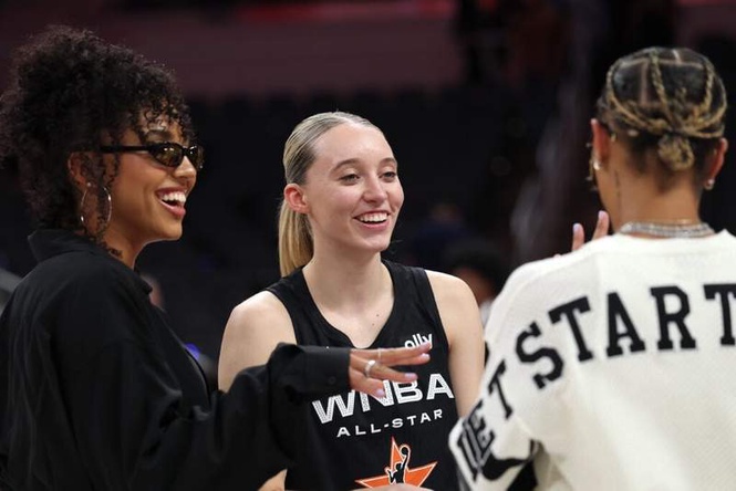 Image from: Emmanuel Acho smacks Dallas Wings for babying Azzi Fudd amid viral Paige Bueckers question