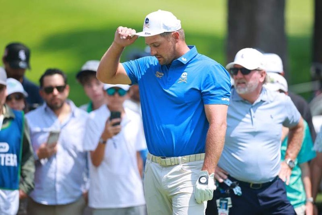Image from: What Bryson DeChambeau was seen doing on day one in Mexico should seriously concern LIV Golf bosses