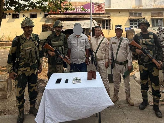 Image from: KYKL-SOREPA cadre arrested near Indo-Myanmar border; Myanmar currency and mobile phones seized: Manipur Police