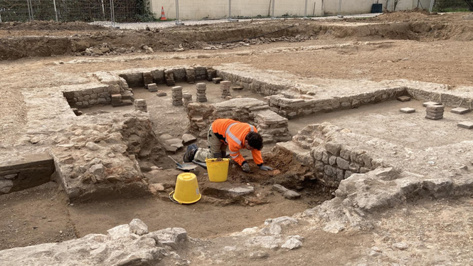 Image from: In the South of France, archaeologists have uncovered a 2,000-year-old Roman villa and baths