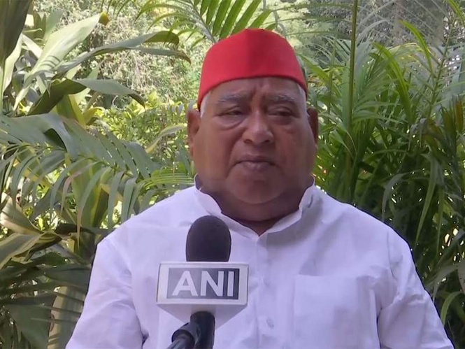 Image from: "Entire SP family in favour of giving reservation," says MP Awadesh Prasad