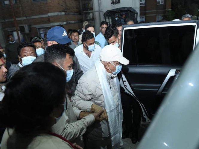 Image from: Former Nepal Prime Minister KP Sharma Oli discharged from hospital after three weeks