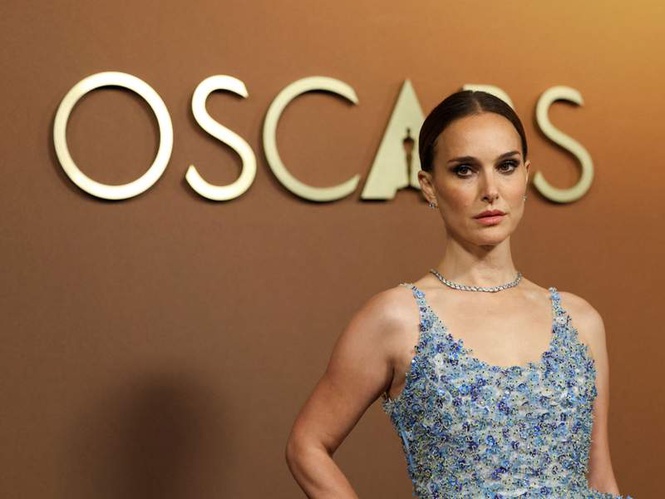 Image from: Natalie Portman expecting her third child
