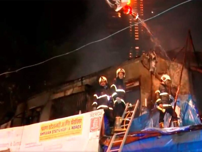Image from: Level-I fire breaks out at Mumbai Central, no injuries reported