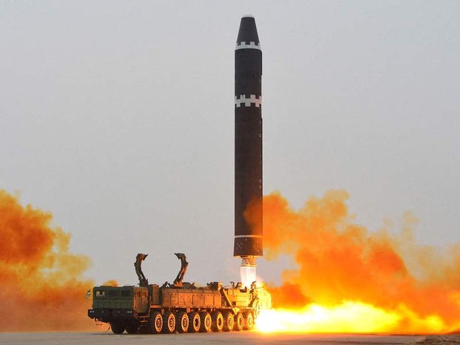 Image from: Japan, South Korea on high alert after North Korea fires multiple missiles; PM Takaichi vows "complete preparedness"