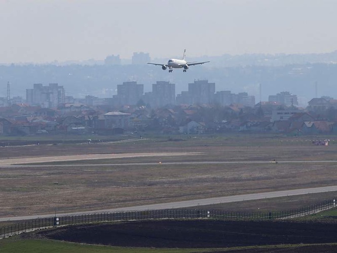 Image from: Iran to reopen airspace in phased "four-stage" plan following regional conflict