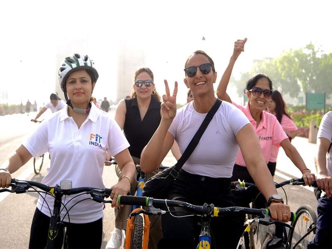 Image from: Geeta Phogat, Saweety Boora join Fit India Sundays on Cycle women's special edition