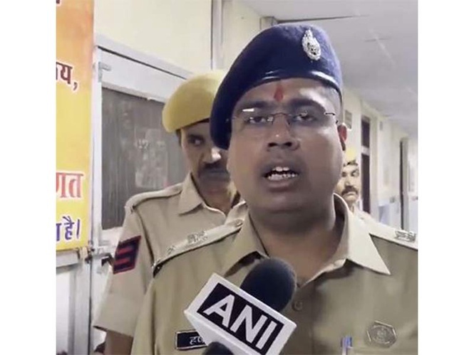 Image from: Rajasthan: Two killed, several injured as bus overturns near Ajmer