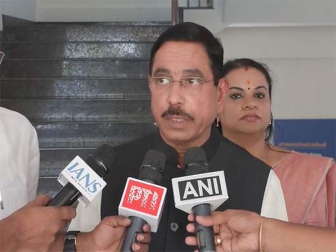 Image from: Pralhad Joshi accuses INDIA bloc of "betraying women, SC/ST communities"