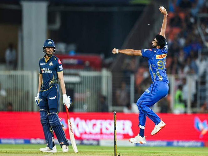 Image from: "That was a terrible performance": GT batting coach Hayden after big defeat to MI