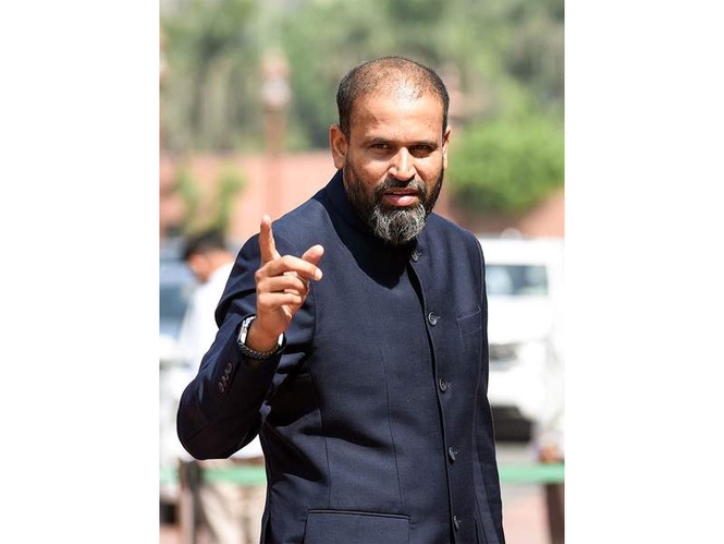 Image from: Maharashtra: Police arrest TMC MP Yusuf Pathan's relatives in alleged assault case