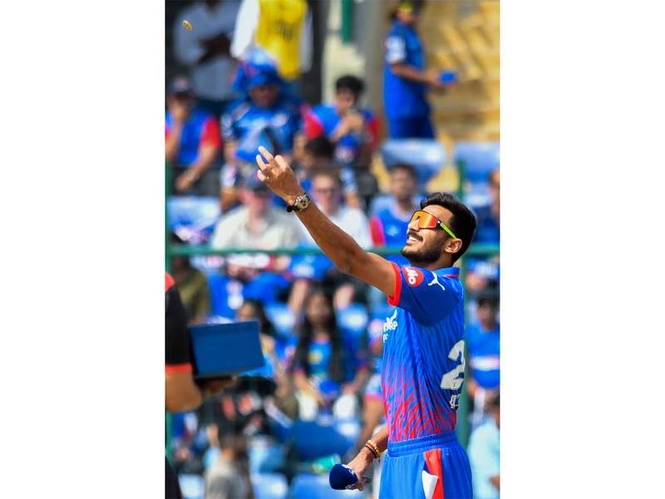 Image from: IPL: Delhi Capitals win toss, opt to field against Sunrisers Hyderabad