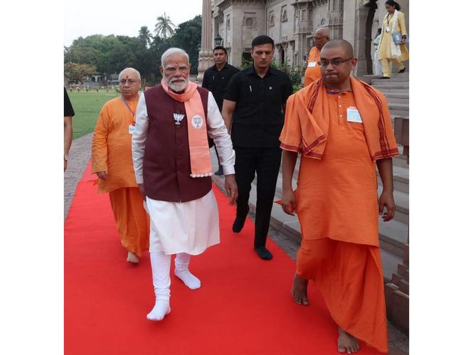 Image from: PM Modi calls his visit to Belur Math "deeply special", says it stands tall as shining tribute to ideals of Sri Ramakrishna
