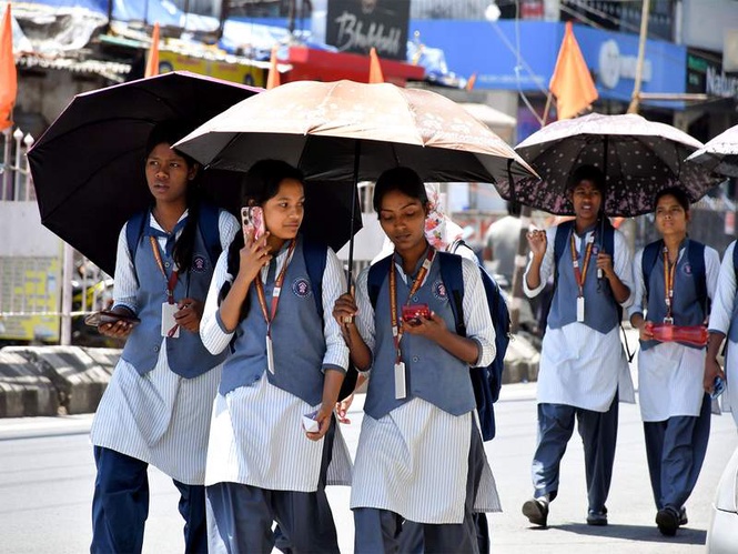 Image from: Over 6.68 lakh students register for CBSE Class X second board exam