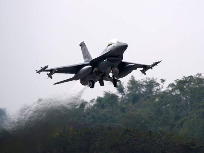 Image from: Taiwan detects 8 sorties of Chinese aircraft, 7 vessels around itself