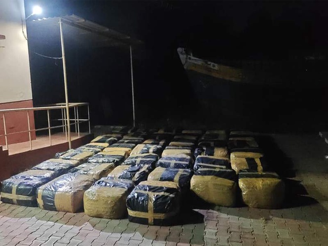 Image from: Tamil Nadu: Beedi leaves worth ₹50 lakh seized while being smuggled to Sri Lanka