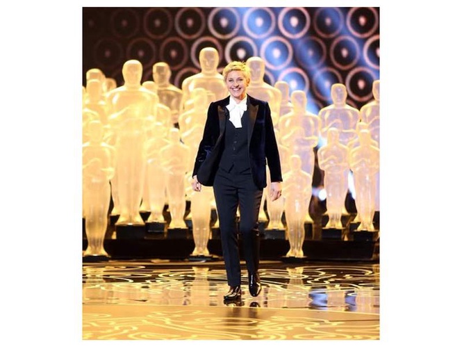 Image from: Ellen DeGeneres to reprise Dory in new 'Finding Nemo' project,  first acting role in 5 years