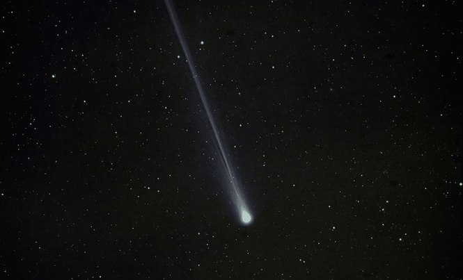 Image from: A Rare Comet Is Skimming Past Earth This Weekend, and You Can Spot It!