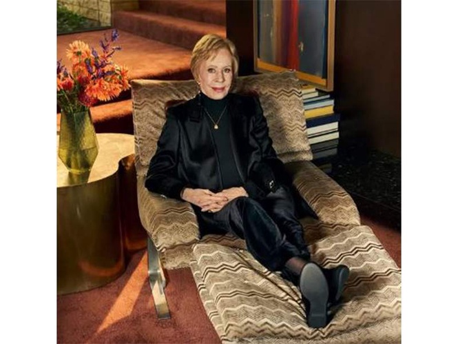 Image from: Carol Burnett says she was fired from a movie theatre at 18; Now her Hollywood star is right outside spot