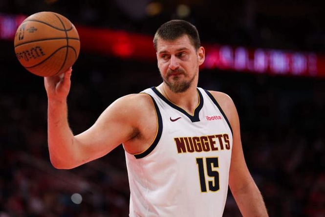 Image from: Nikola Jokic left ‘irritated’ after thinking private item was stolen after Nuggets defeat