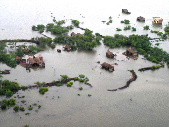 Image from: Ravi riverbed encroachments stall flood-protection project in Pak; experts warn of monsoon devastation