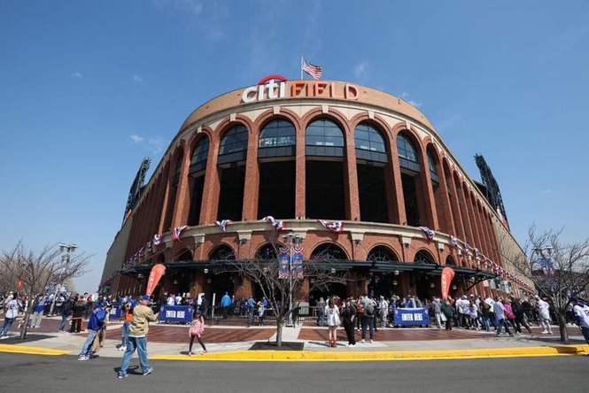 Image from: New York Mets ticket prices are now as low as $6, but MLB fans point out one hidden fee