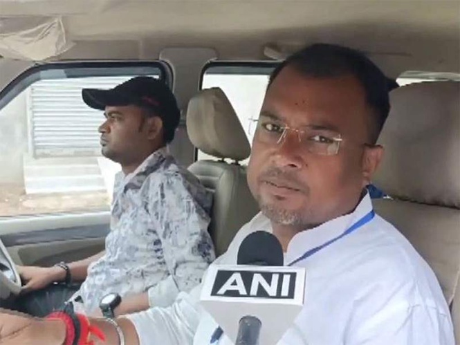 Image from: "We want free and fair elections...": BJP's Saikat Sarkar alleges TMC assault on polling agent in Nadia; files complaint