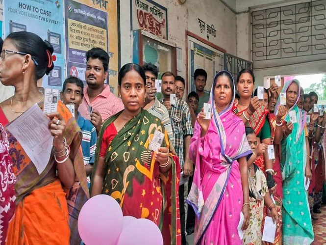 Image from: West Bengal records a healthy 78.68% voter turnout till 3:00 PM during phase 2 of polling