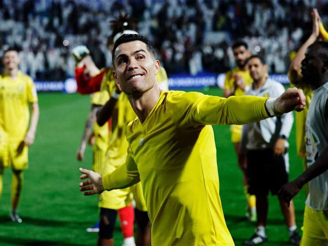 Image from: Saudi Pro League: Cristiano Ronaldo nails 970th career goal as Al Nassr moves closer to title