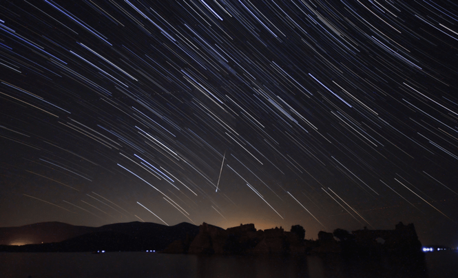 Image from: Halley’s Comet Lights Up The Sky Again Through Eta Aquarid Meteor Shower Peak: Here’s When to Watch