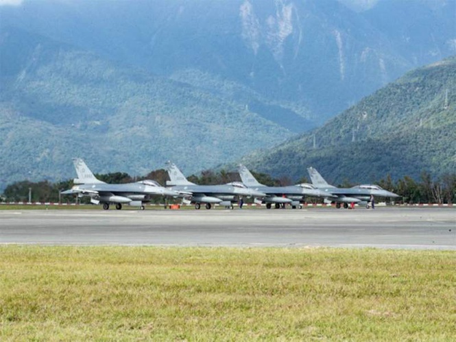Image from: Taiwan detects 29 sorties of Chinese military aircraft, 6 vessels, 2 ships around its territory