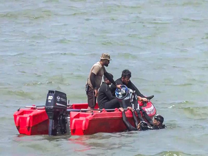 Image from: Jabalpur cruise boat tragedy: Two more bodies recovered, death toll rises to 11