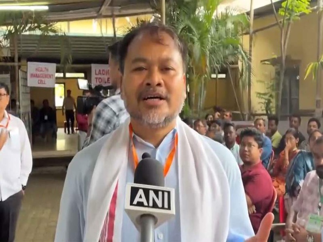 Image from: "Will form government with 70-plus seats": Raijor Dal president Akhil Gogoi as counting underway in Assam