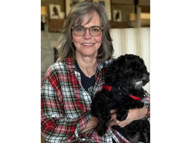 Image from: Sally Field recalls feeling "numb" after first Oscar win for Norma Rae