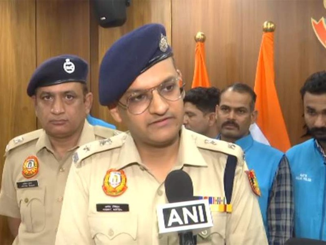 Image from: Kachha-Baniyan Gang members posed as hawkers, nabbed from forest following exchange of fire: DCP Anant Mittal