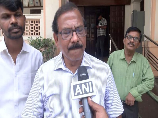 Image from: "It's a temporary setback...will bounce back like phoenix": AIADMK's K Pandiarajan on Tamil Nadu poll results