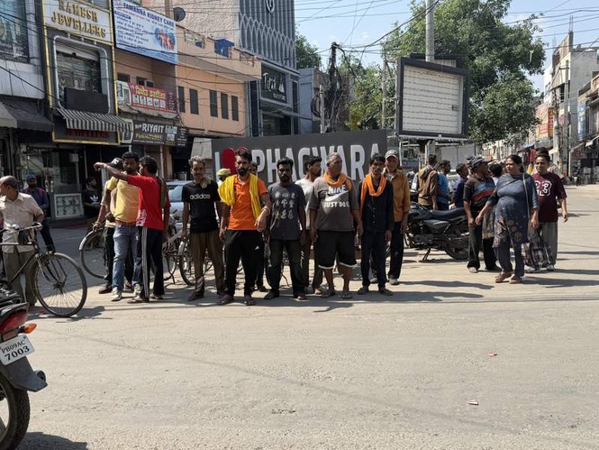 Image from: Labourers struggle despite wage hike, demand basic facilities and fair pay