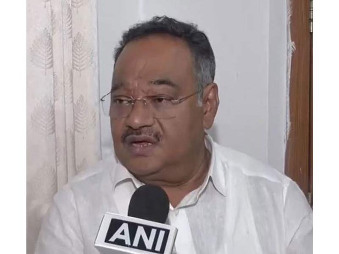 Image from: "Constitution is supreme": Bengal BJP chief Samik Bhattacharya criticises Mamata's refusal to resign as CM