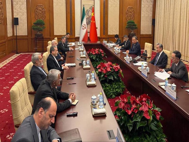 Image from: Iranian FM Araghchi meets Chinese counterpart Wang Yi in Beijing; discusses ties and West Asia crisis