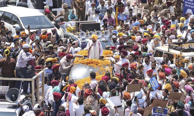 Image from: Political slugfest in Punjab: CM Mann blames BJP for blasts in Jalandhar, Amritsar; saffron party hits back