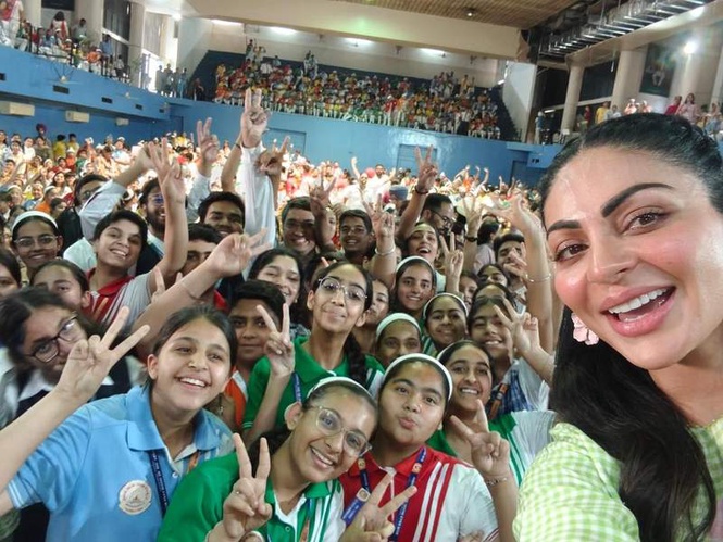 Image from: Punjabi actress Neeru Bajwa interacts with ‘jawaaks’ of Ludhiana school
