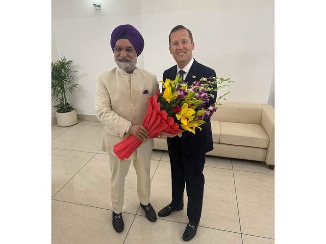 Image from: US Ambassador calls on Delhi LG Sandhu; holds wide-ranging discussions