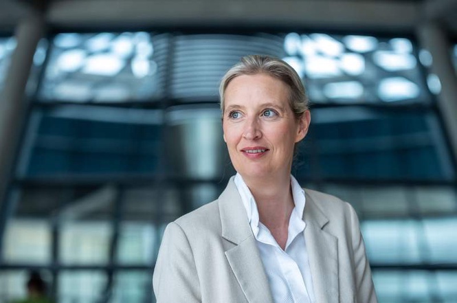 Image from: Poll: Far-right AfD takes 15-point lead ahead of key German state vote
