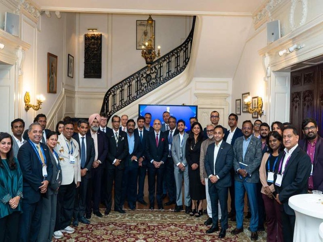 Image from: Indian envoy to US holds talks with Indian delegation to Select USA Summit