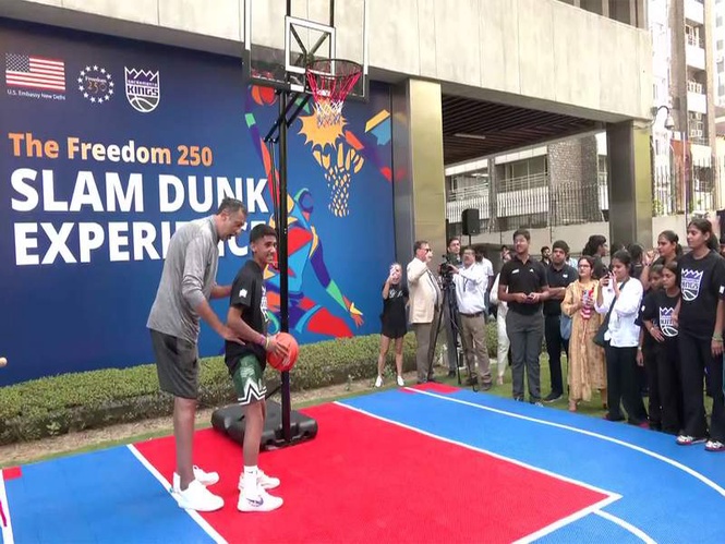 Image from: Delhi: NBA Hall of Famer Vlade Divac interacts with young basketball enthusiasts at 'Freedom 250 Slam Dunk Experience' event