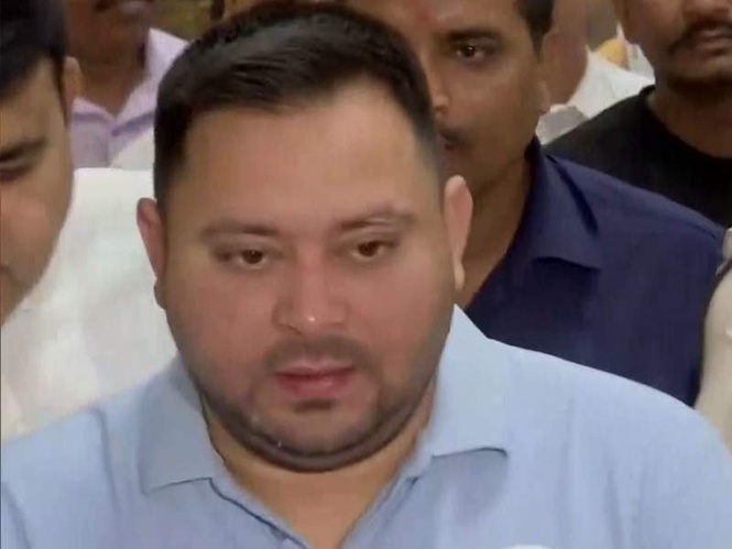 Image from: Three-four people in JD(U) will run health department: RJD Tejashwi Yadav takes dig at Nishant Kumar