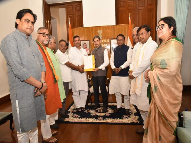 Image from: West Bengal CM-elect Suvendu Adhikari meets Governor, stakes claim to form govt