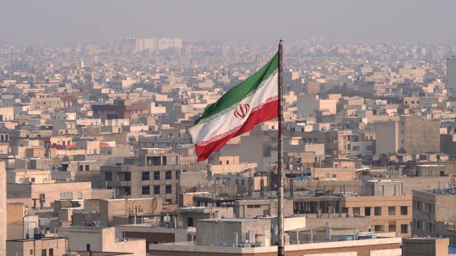 Image from: A mother figure in Tehran
