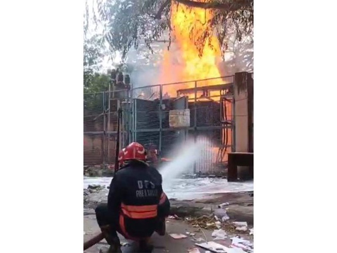 Image from: Delhi: Transformer catches fire at Prasar Bharati Secretariat on Copernicus Marg
